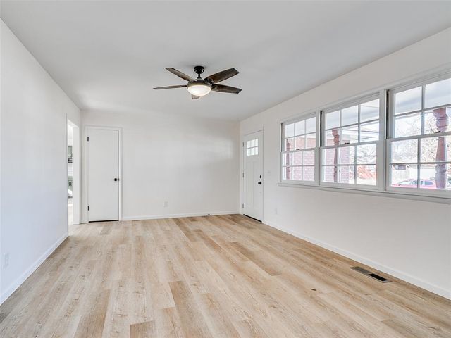 2720 Northampton Place, The Village, OK 73120