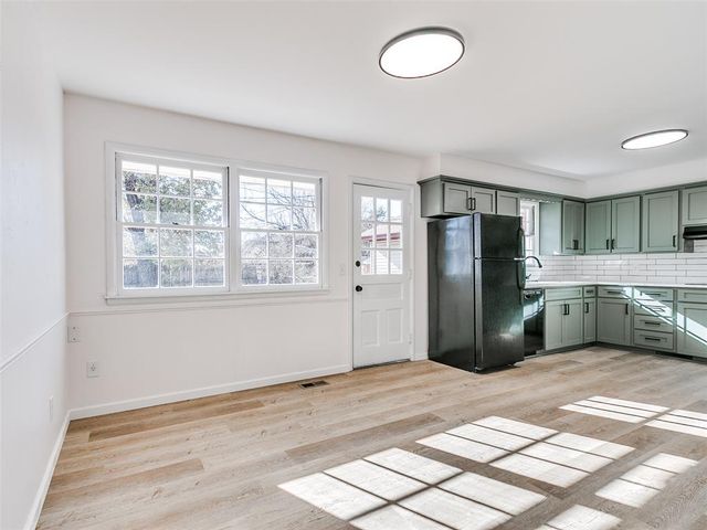 2720 Northampton Place, The Village, OK 73120