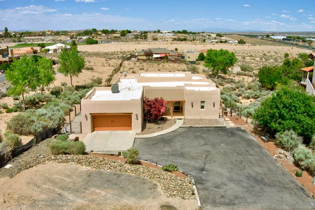 5525 Vera Cruz Road NE, Rio Rancho, NM 87144