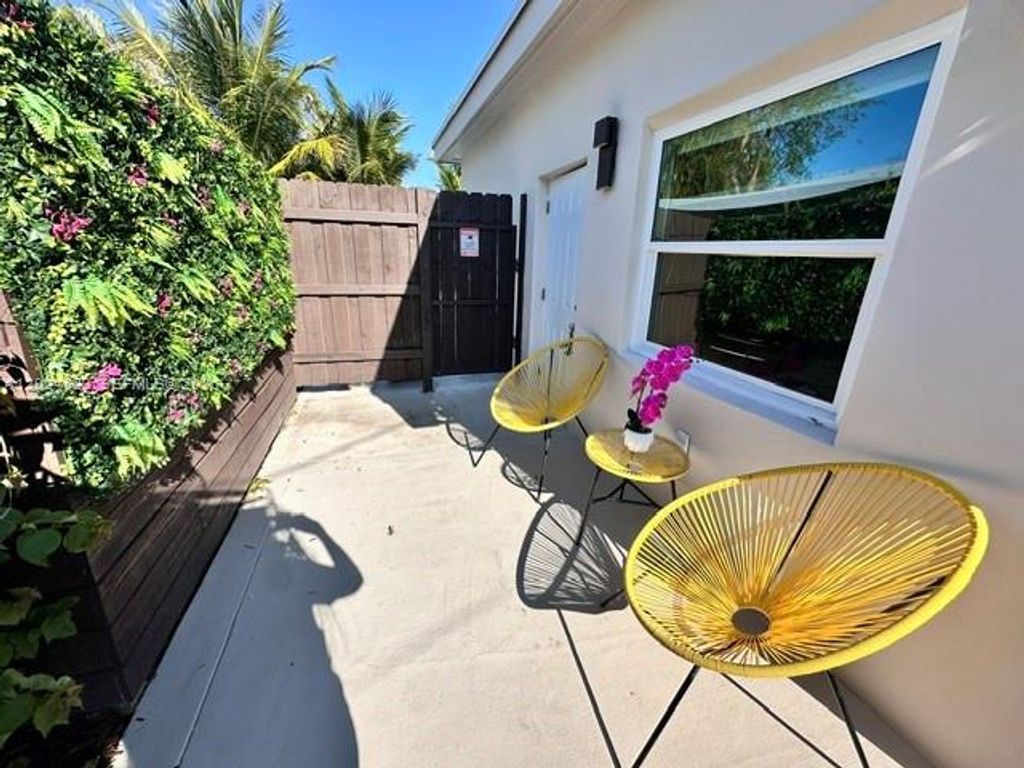 1634 Fletcher St 3, Hollywood, FL 33020