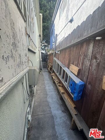 11416 Venice Boulevard, Los Angeles, CA 90066