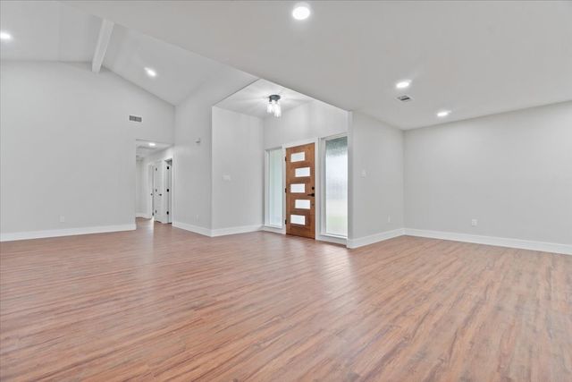 1207 Willow Glen Drive, Dallas, TX 75232