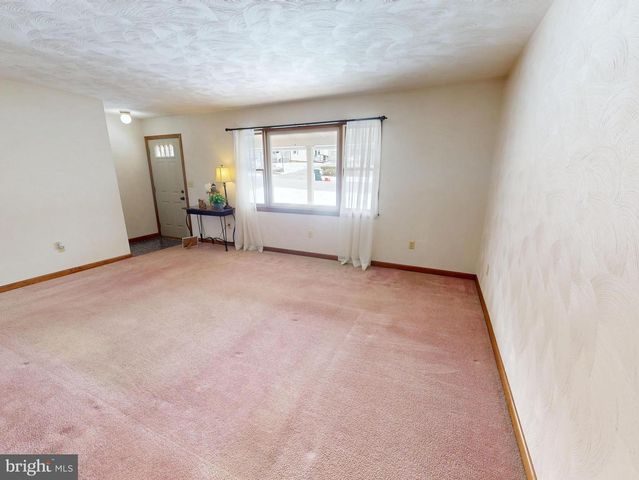 329 E BEAVER ST, Bellefonte, PA 16823