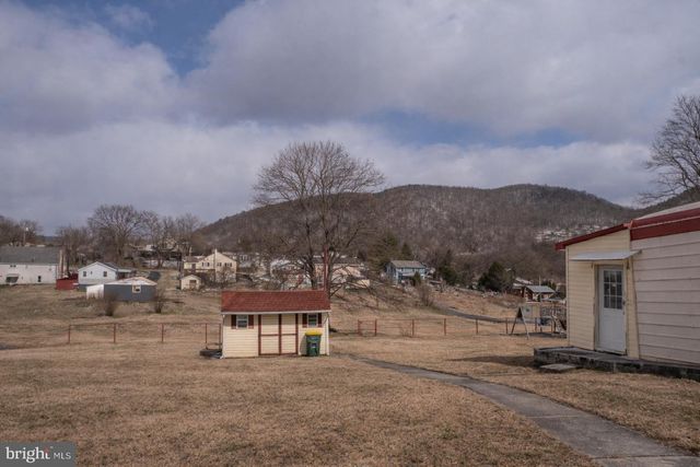 329 E BEAVER ST, Bellefonte, PA 16823