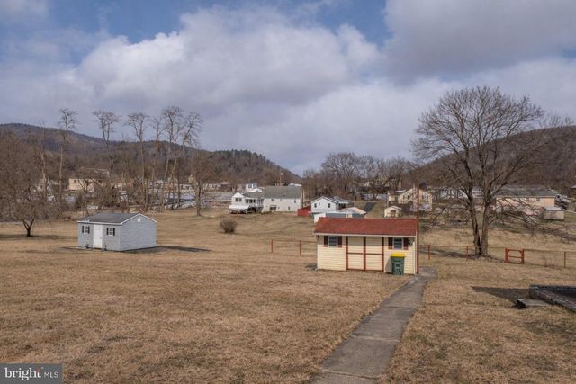 329 E BEAVER ST, Bellefonte, PA 16823