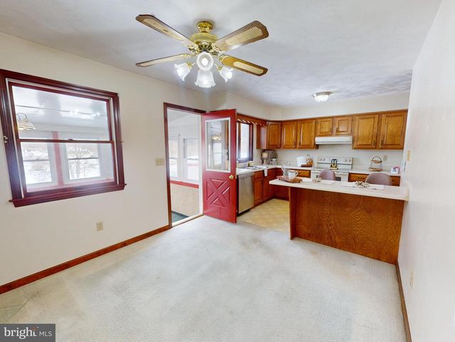 329 E BEAVER ST, Bellefonte, PA 16823