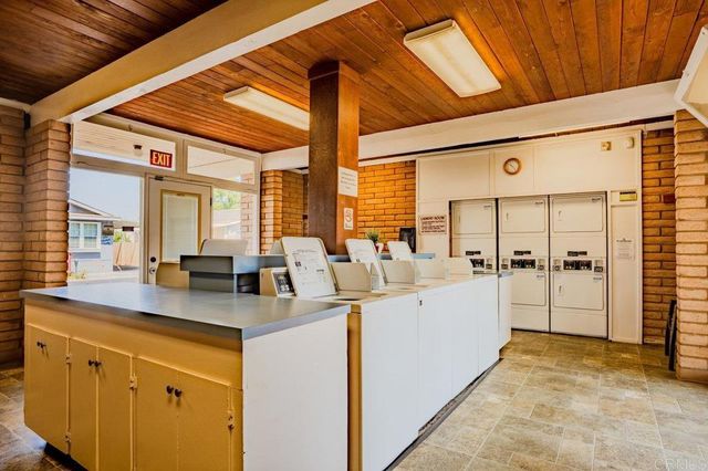 450 E Bradley Avenue SPC 106, El Cajon, CA 92021