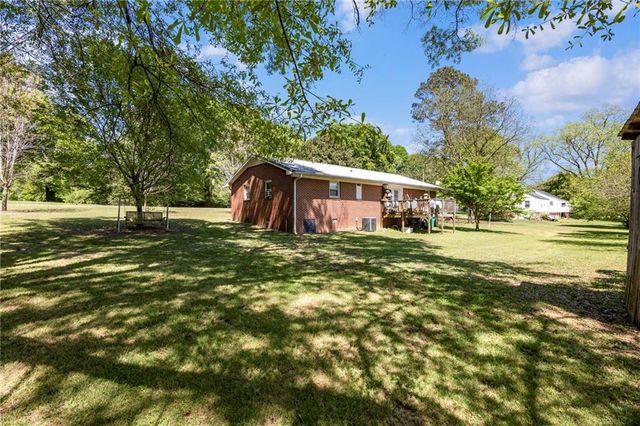 151 Ginn Street, Carnesville, GA 30521