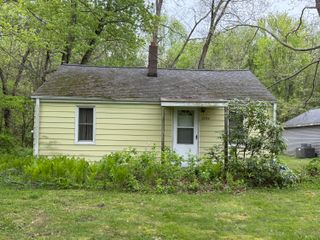 2264 White Street, Howard Twp, MI 49120