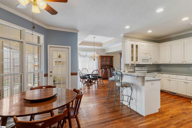 172 Roberts Meadow Loop, Spartanburg, SC 29307