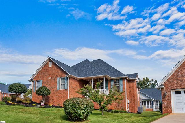 172 Roberts Meadow Loop, Spartanburg, SC 29307