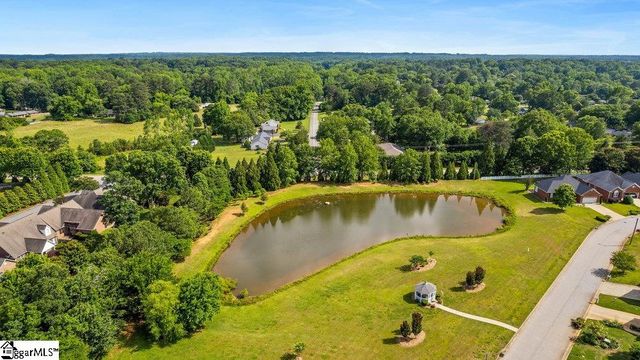 172 Roberts Meadow Loop, Spartanburg, SC 29307