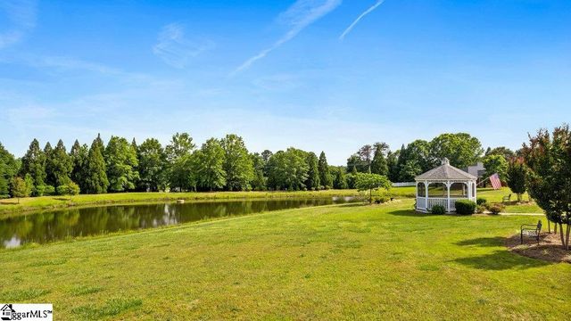 172 Roberts Meadow Loop, Spartanburg, SC 29307