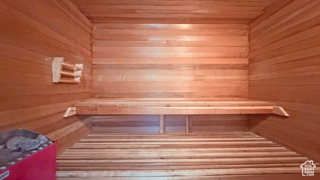 10432 S WASATCH BLVD, Sandy, UT 84092