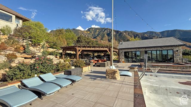 10432 S WASATCH BLVD, Sandy, UT 84092