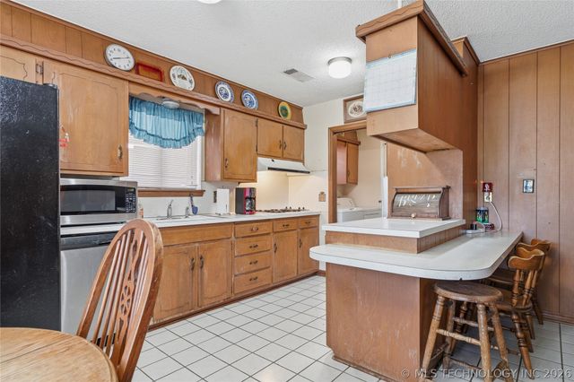 10628 E 18th Street, Tulsa, OK 74128