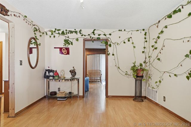 10628 E 18th Street, Tulsa, OK 74128