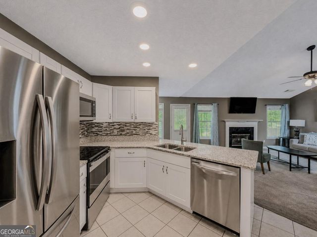 530 Flintlock Drive, Dacula, GA 30019