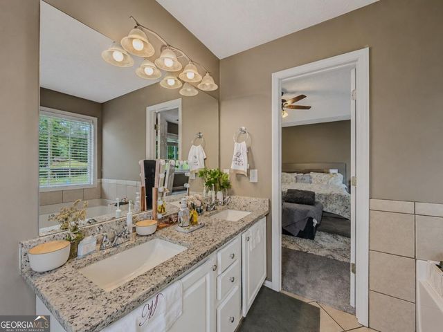 530 Flintlock Drive, Dacula, GA 30019