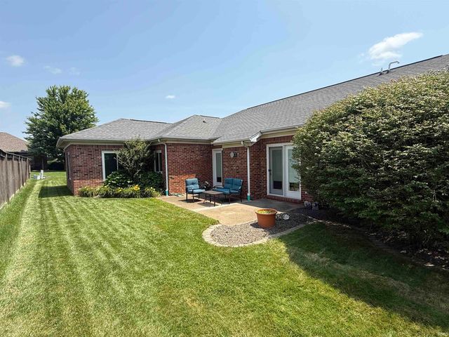 5844 Flagstone Drive, Evansville, IN 47711