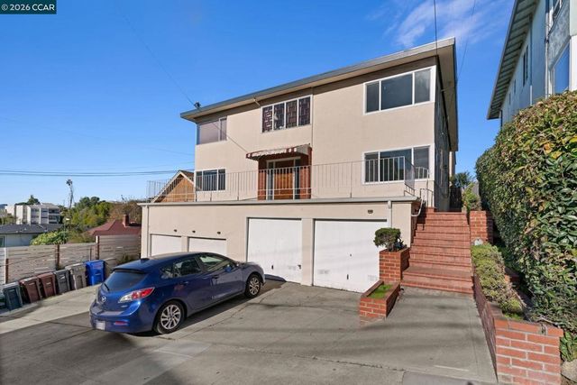 650 Hillsborough St, Oakland, CA 94606