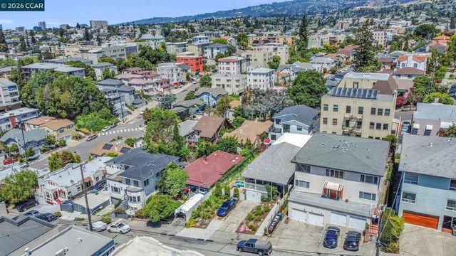 650 Hillsborough St, Oakland, CA 94606