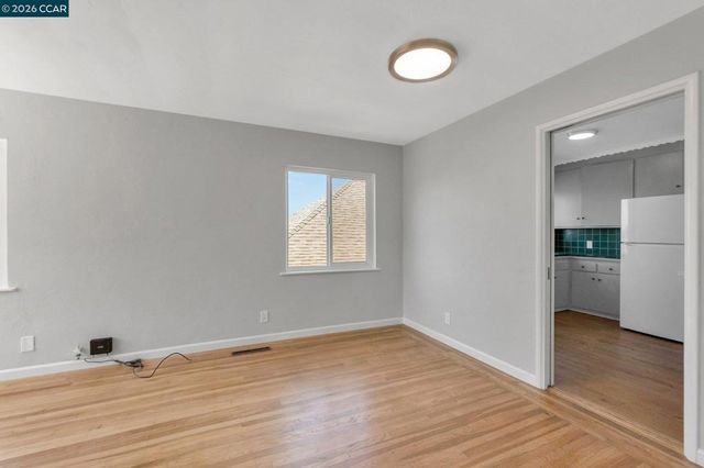 650 Hillsborough St, Oakland, CA 94606