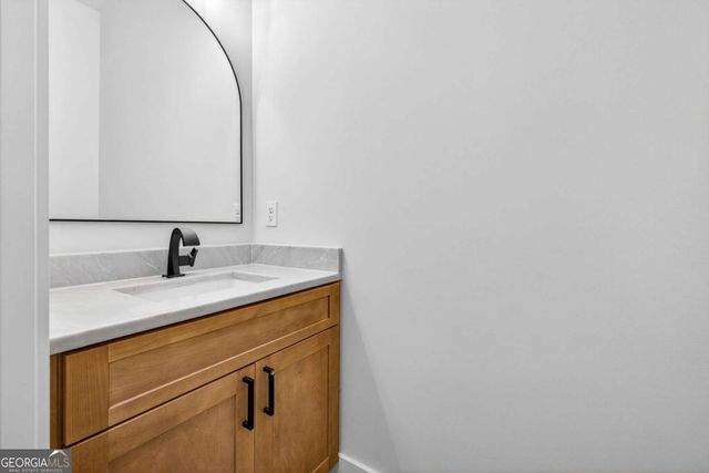 6220 Eagle Court, Gainesville, GA 30506