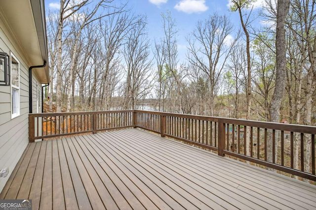 6220 Eagle Court, Gainesville, GA 30506