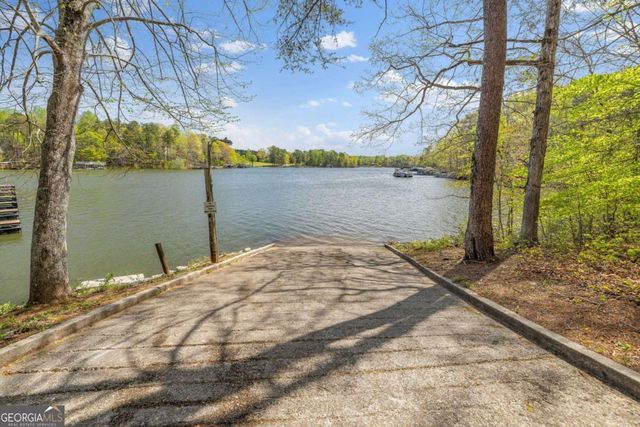 6220 Eagle Court, Gainesville, GA 30506