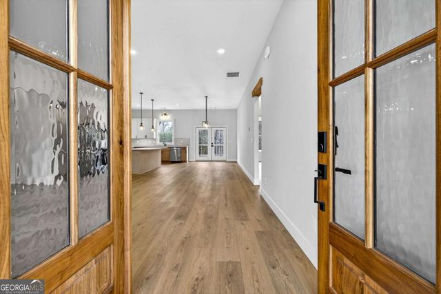 6220 Eagle Court, Gainesville, GA 30506