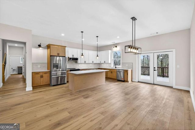 6220 Eagle Court, Gainesville, GA 30506