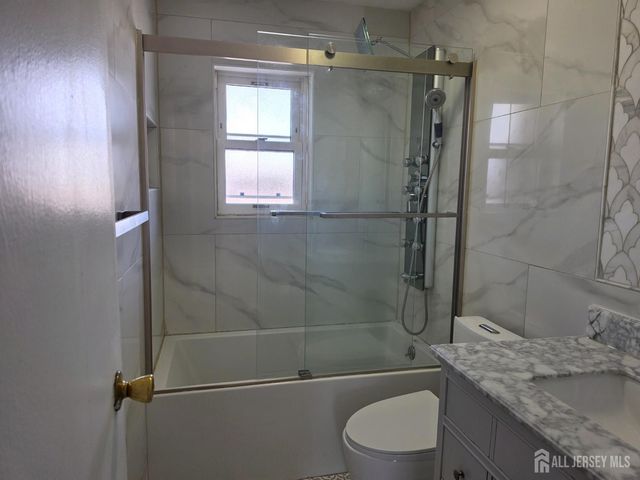 192 Evergreen Road 7B, Edison, NJ 08837