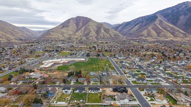 897 N MAIN ST ST, Mapleton, UT 84664