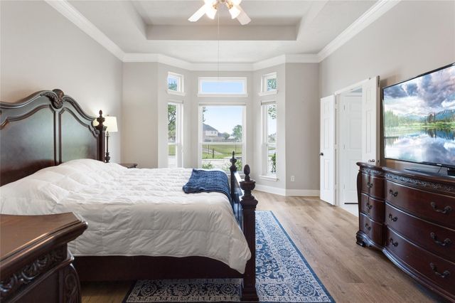 430 Overlook Drive, Friendswood, TX 77546