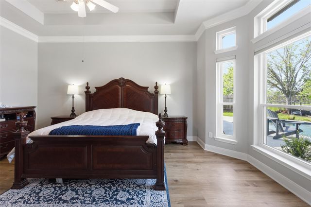 430 Overlook Drive, Friendswood, TX 77546