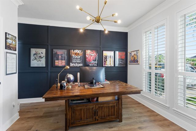 430 Overlook Drive, Friendswood, TX 77546