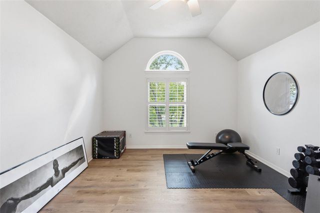 430 Overlook Drive, Friendswood, TX 77546