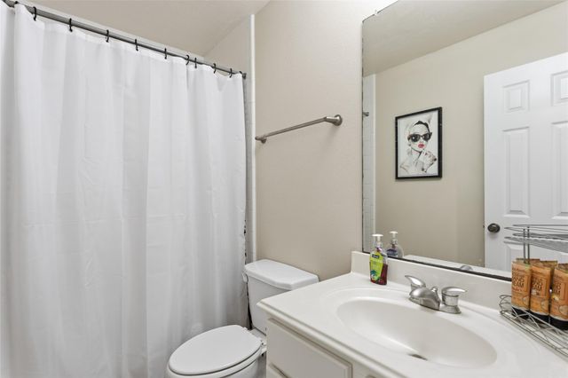 430 Overlook Drive, Friendswood, TX 77546