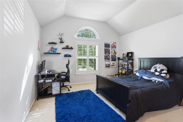 430 Overlook Drive, Friendswood, TX 77546