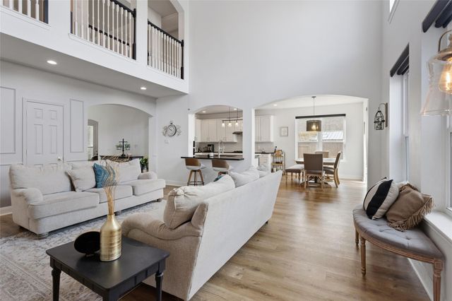 430 Overlook Drive, Friendswood, TX 77546