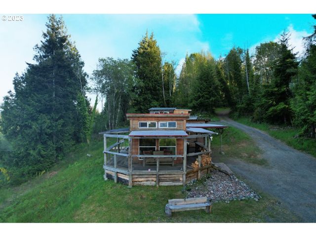 0 Flanagan Rd, Coos Bay, OR 97420