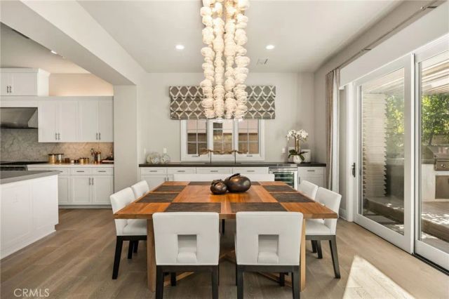 113 Andirons, Irvine, CA 92602