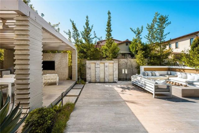 113 Andirons, Irvine, CA 92602