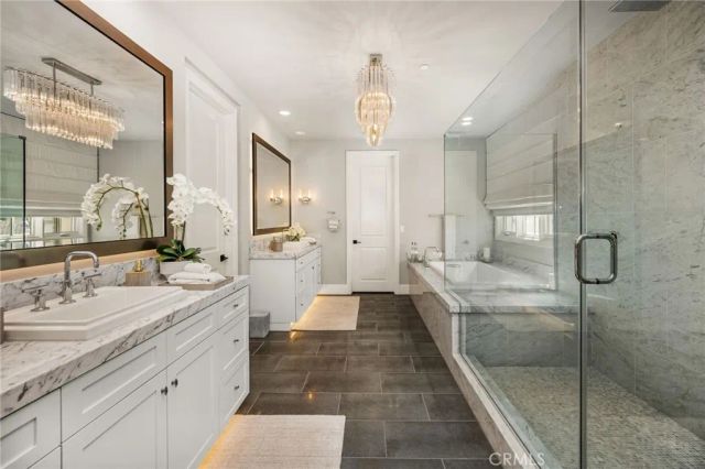 113 Andirons, Irvine, CA 92602