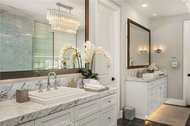113 Andirons, Irvine, CA 92602