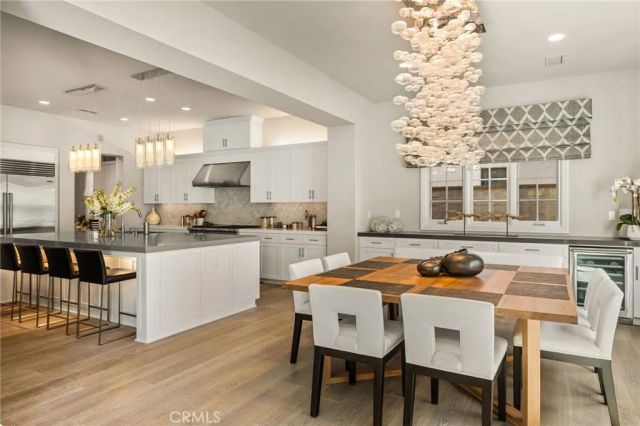 113 Andirons, Irvine, CA 92602