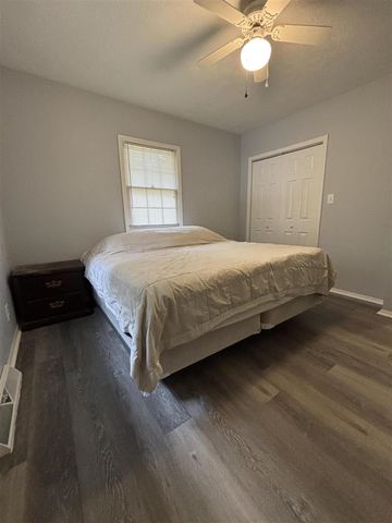30417 Us-12, Niles, MI 49120