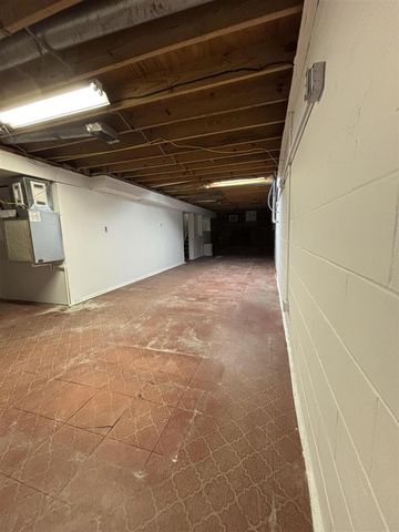 30417 Us-12, Niles, MI 49120