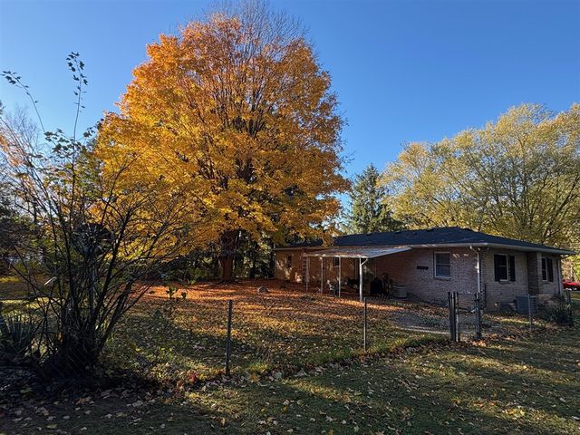 30417 Us-12, Niles, MI 49120